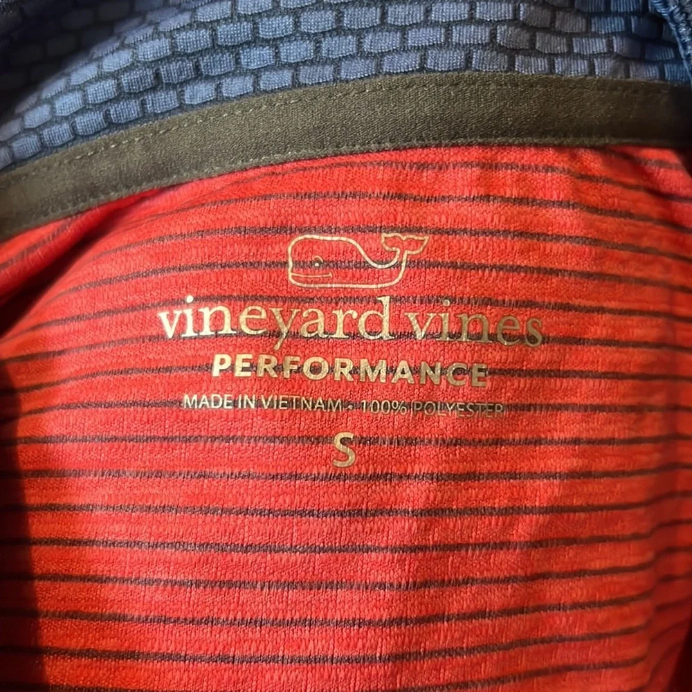 Vineyard Vines pullover - Picture 3 of 11
